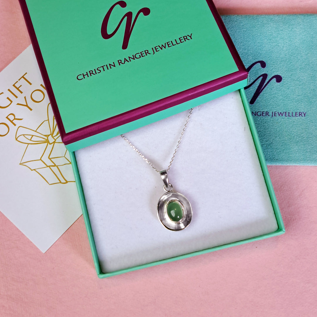 Sterling Silver Dish Pendant Necklace with Green Quartz