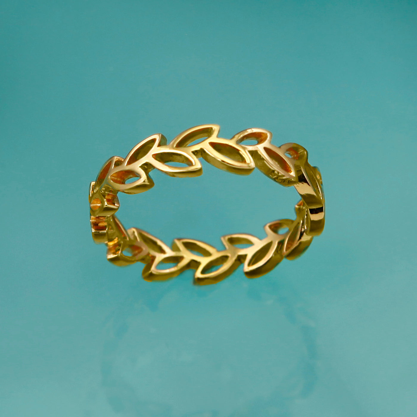 Image of Gold Vermiel Leaf Ring