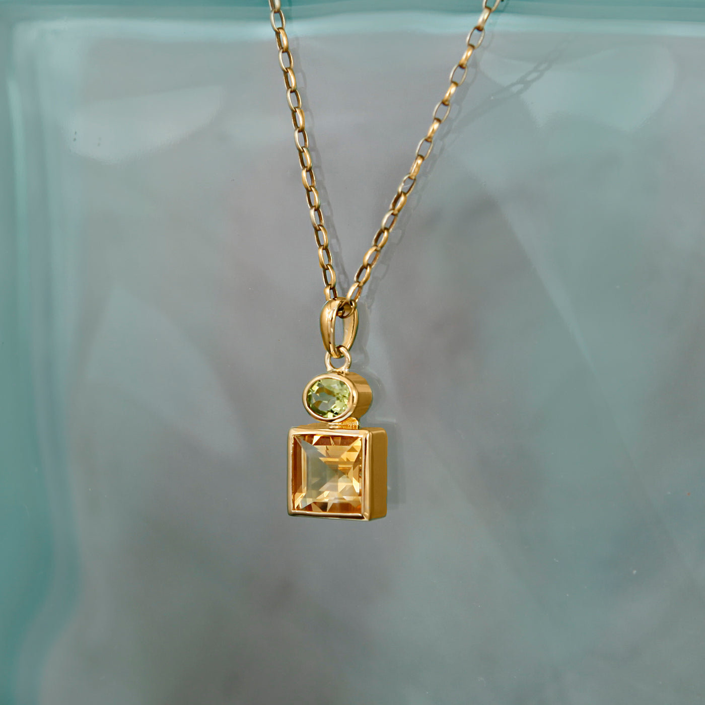 Image of Citrine & Peridot Gold Dandelion Pendant