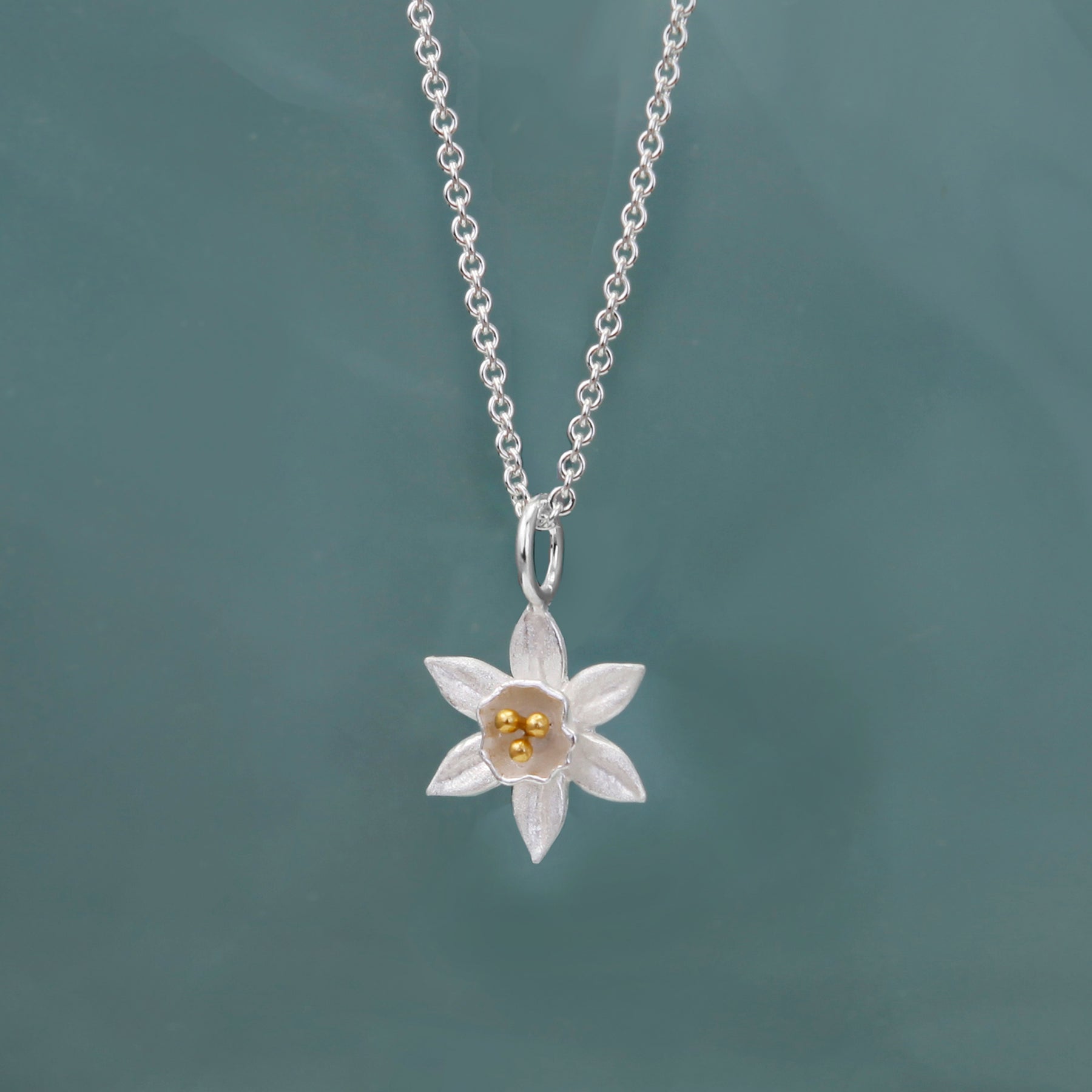 Daffodil Flower Necklace Pendant In Silver | Christin Ranger Jewellery